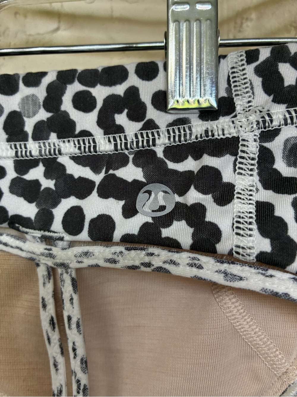 Lululemon athletica Black and White Leopard Print Sports Bra - Picture 2 of 3